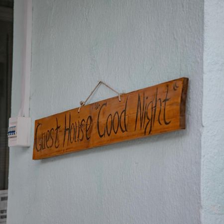 Hotel Good Night Jalal-Abad Buitenkant foto