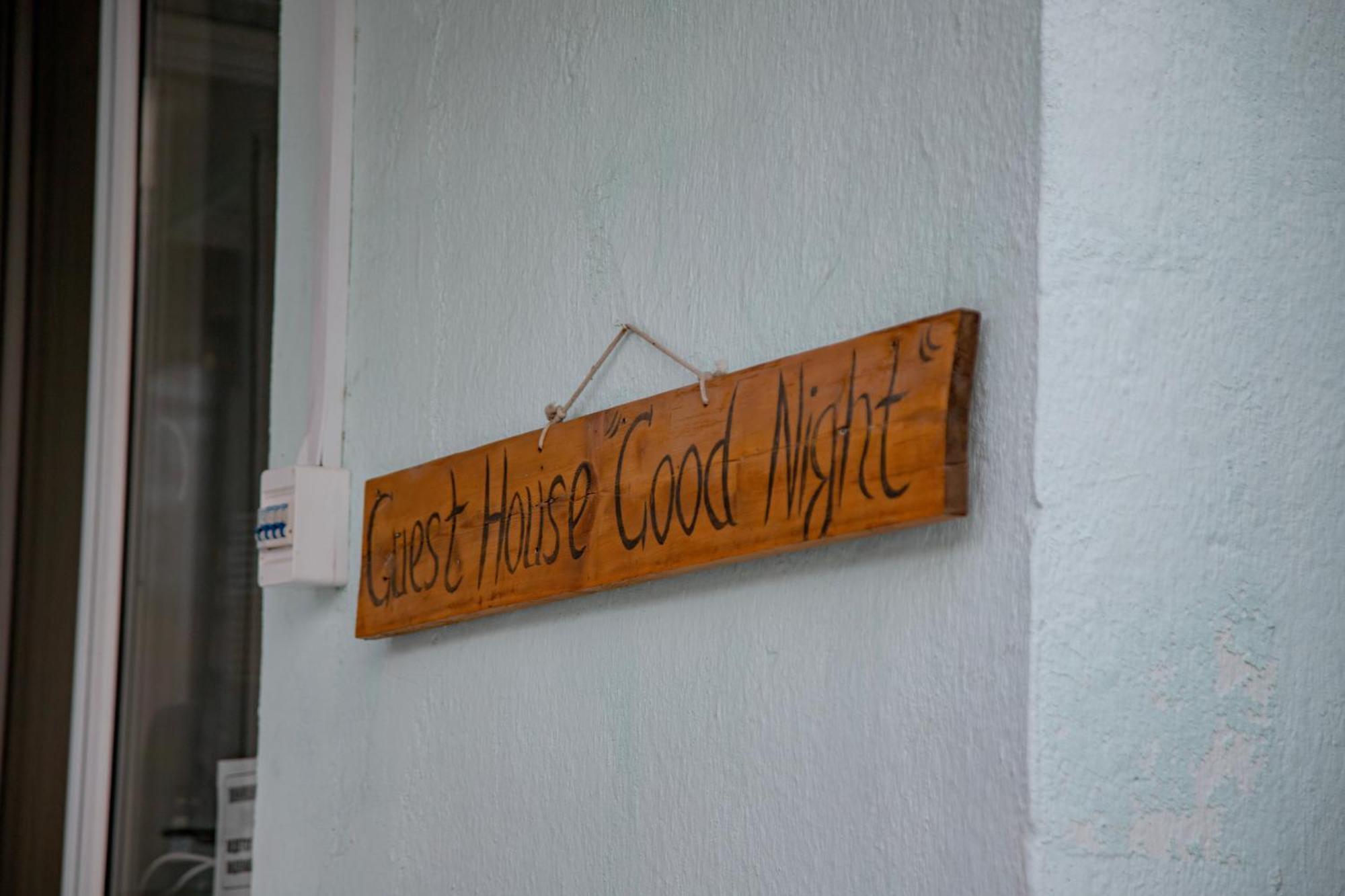 Hotel Good Night Jalal-Abad Buitenkant foto